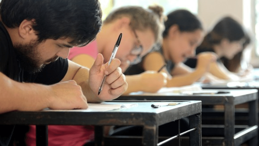 Concursos abertos com vagas no Ceará